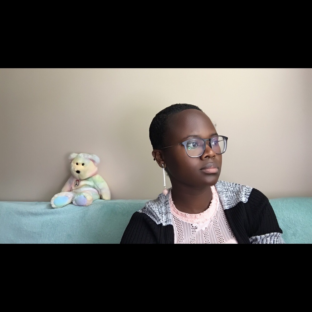 Meet your Posher, Elise